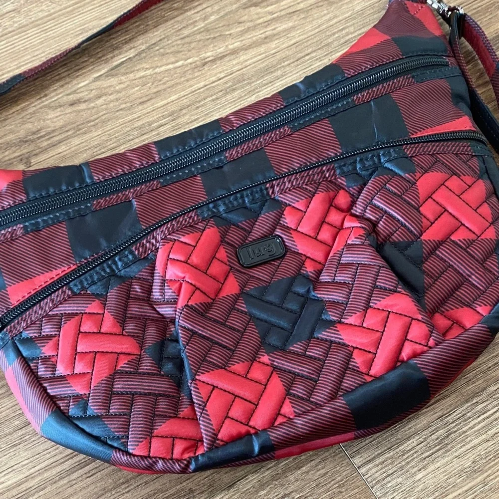 Lug Hippy 2 crossbody bag red black buffalo plaid pattern.